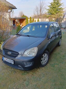 Predam KIA carens 2.0 benzin - 2