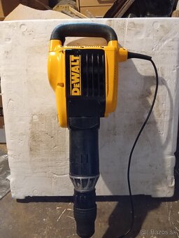 Dewalt búracie kladivo 25899 - 2