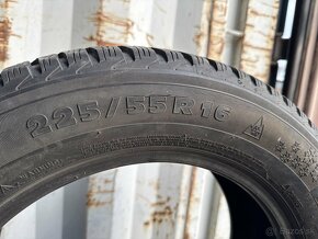 225/55R16 Michelin - 2