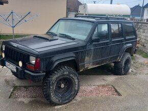 Jeep Cherokee 4.0L - 2