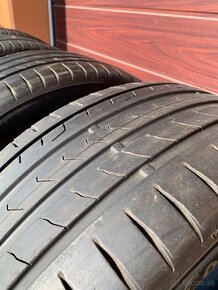 Continental PremiumContact 7 245/45 R18 - 2