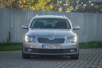 Škoda Superb Combi - 2