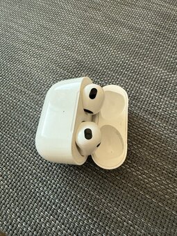 AirPods 3 - 2