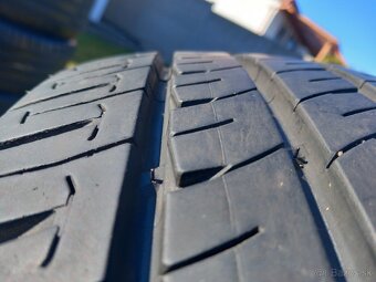 215/60 r17C letne pneumatiky - 2