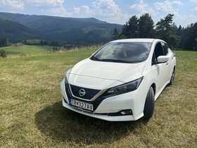 Nissan leaf - 2