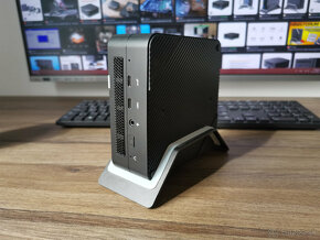 Minisforum UM690 | 1TB | 32GB | 8C/16T - 2