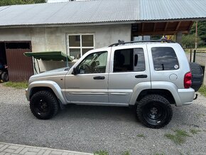 Jeep Cherokee KJ 2.5 CRD - 2