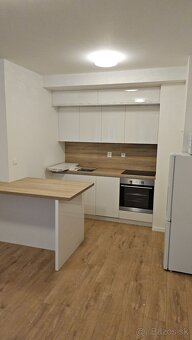 Prenájom 2i apartmán, Rudlovská ulica, Banská Bystrica. - 2