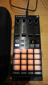 TRAKTOR F1 MIDI - 2