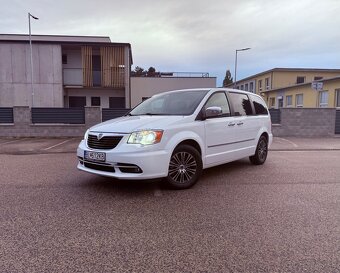 Lancia Voyager Final edition “S” 2,8CRD 2015 - 2