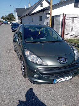 Peugeot 207 1,4i - 2