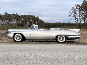 Cadillac Eldorado (1958) – Najexkluzívnejší kabriolet Amerik - 2