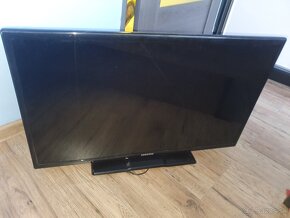 SAMSUNG UE32EH4000 - 2