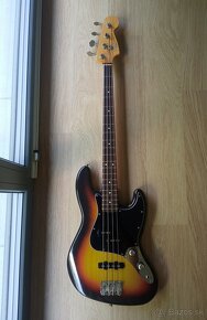 Pickguard Custom Fender Jazz Bass - 2