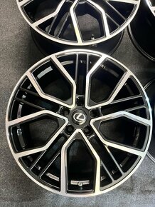 5x114,3 R20 originál alu Lexus RX - model 2023 a senzor - 2