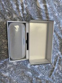 Predám nový (rozbalený) reproduktor Bose soundlink flex - 2