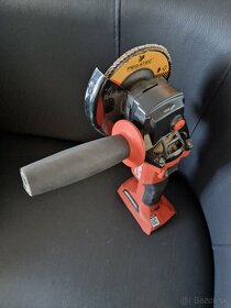 Predám Hilti Aku Uhlovú brúzku  AG 4SA22 v dobrom stave - 2