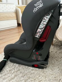 Predam autosedacku Britax Romer Dup Plus - seda - 2