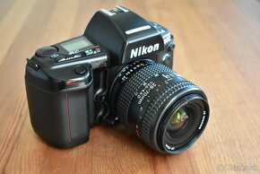 Nikon F90X s databackom MF-26 a orig strapom - 2
