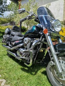 Suzuki intruder 1500 - 2