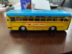 Retro autobus - 2