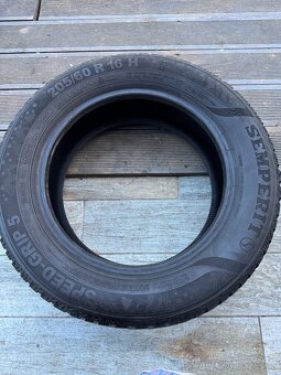 Zimne pneu 205/60 R16 semperit dot3922 - 2