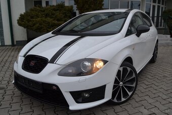 SEAT LEON 2.0 TDI FR, 2011, ELEKTRÓNY R18, XENÓNY, TEMPOMAT - 2