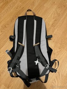 Turistický batoh 30L - 2