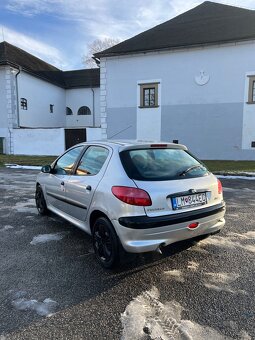 Peugeot 206 1,1 44kw - 2