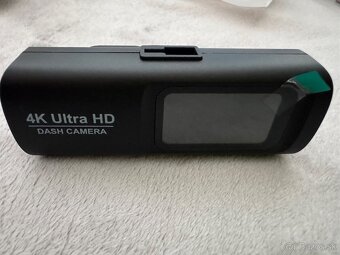 UHD 4K kamera do auta - 2