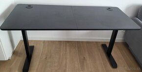 Ultradesk Momentum Black - 2