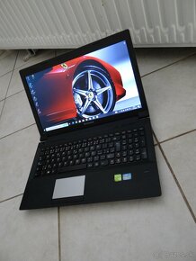 15.6" Lenovo B590 /Core I3/ 8GB RAM/ 500GB HDD/2xGrafika - 2