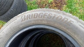 215/60R17. 96H. Bridgestone zimné - 2