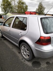 Volkswagen Golf 1.6 Benzín + LPG r.v. 2002, 77 kW - 2