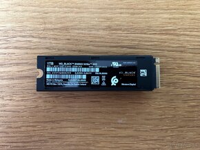 1TB WD SSD NVMe heatsink Playstation 5 - 2