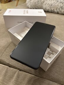 Huawei Nova 9 SE - 2