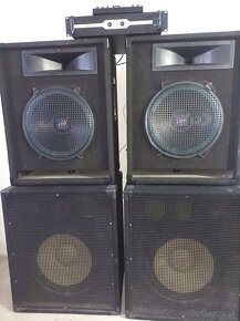 Zvuková zostava 2x1200W Max. - 2