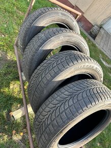 235/60 R18 zimné - 2