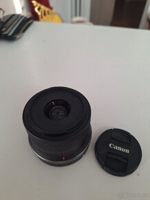 Canon RF 18-45 - 2