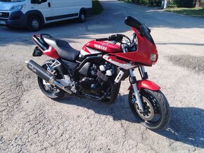 Yamaha FZS 600 Fazer - 2