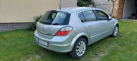 Opel Astra H - 2