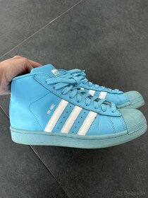 adidas la marque aux 3 bandes - 2