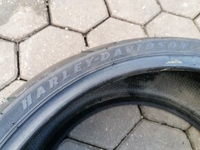 PNEU = MOTO = MICHELIN = 245/40 R18 - 2