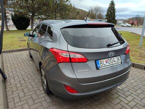 Hyundai i30 kombi 1.6 81kw - 2