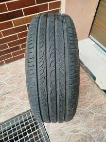 Atlas 235/55R19 - 2