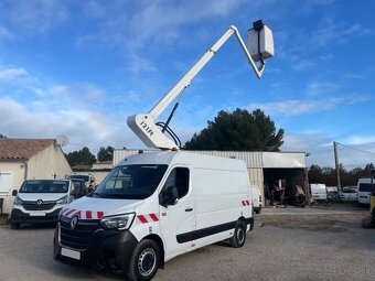 Renault Master 2.3 DCI Business Plošina s ramenom - 2