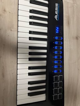 Predám Alesis Vortex Wireless2 - 2