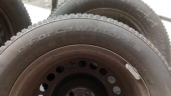 6 ročné pneumatiky BF Goodrich na diskoch 215/60 R16 - 2