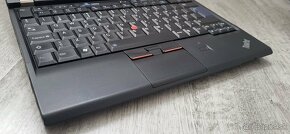 Lenovo ThinkPad X220, IPS LCD - 2