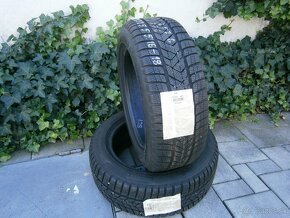 Predám 2x zimné pneu Pirelli RSC 205/55 R16 91HXL - 2